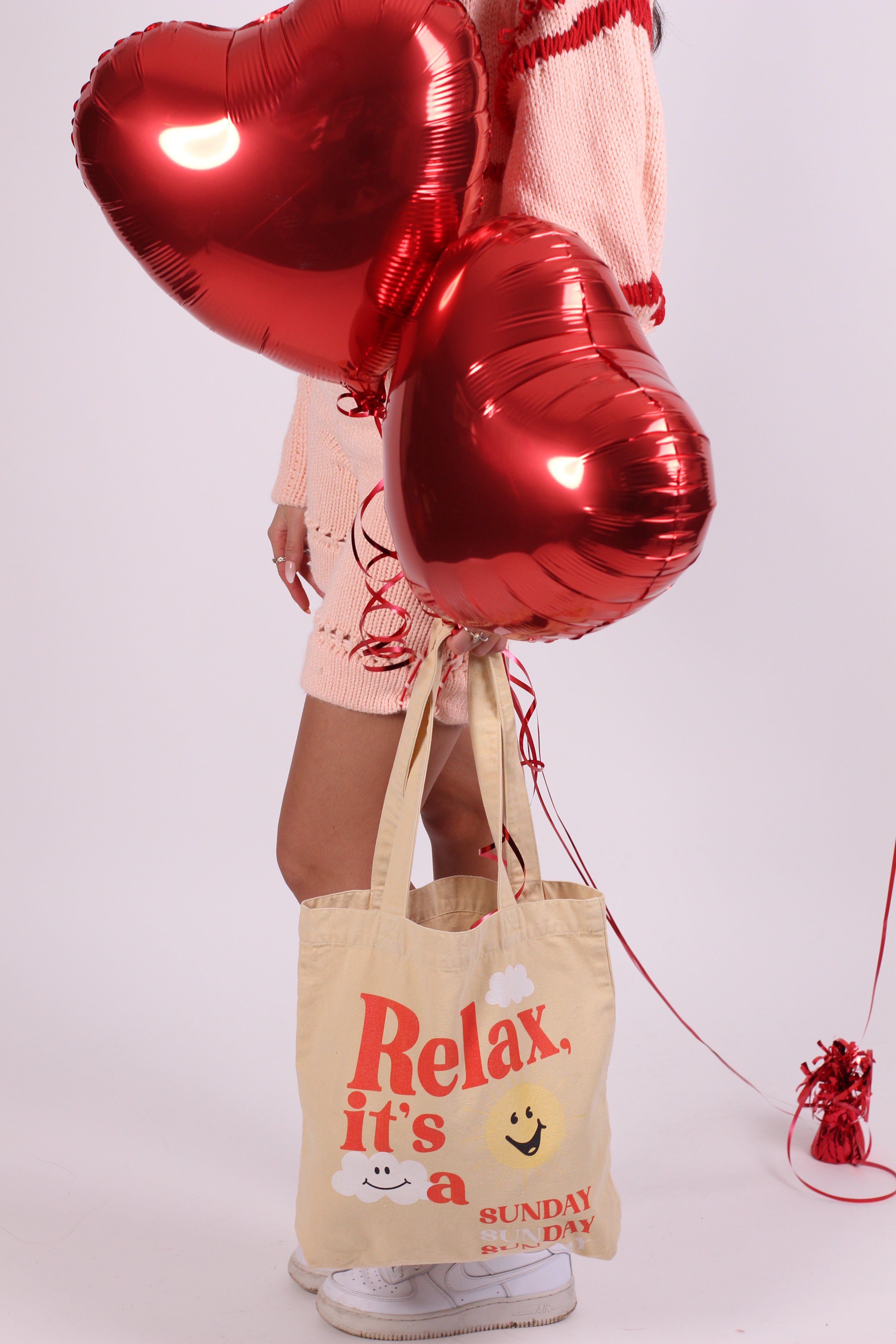 RELAX IT'S A SUNDAY TOTE BAG